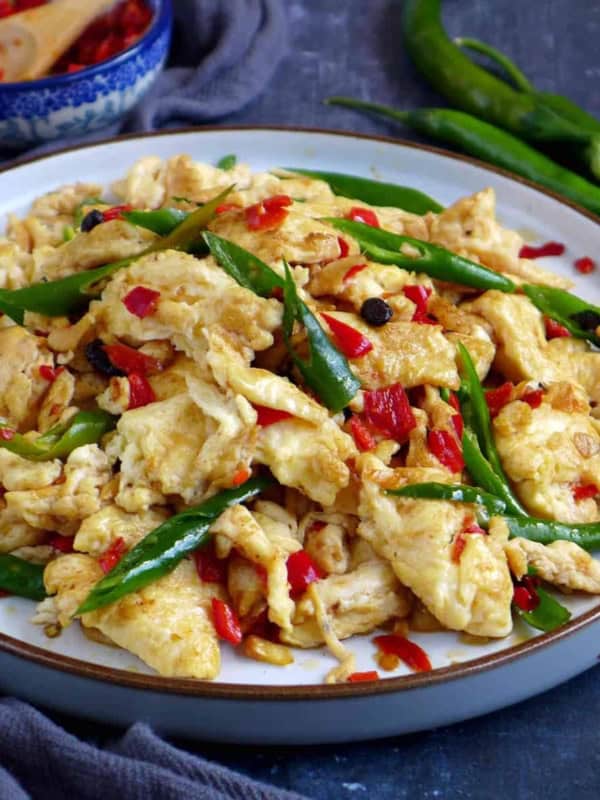 Hunan egg and pickled chili stir-fry