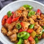 Hunan chicken in a plate.