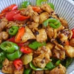 Hunan chicken in a plate.