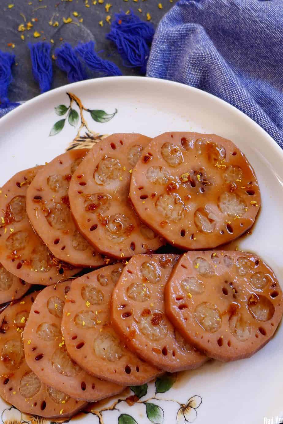 Sliced lotus root with sticky rice
