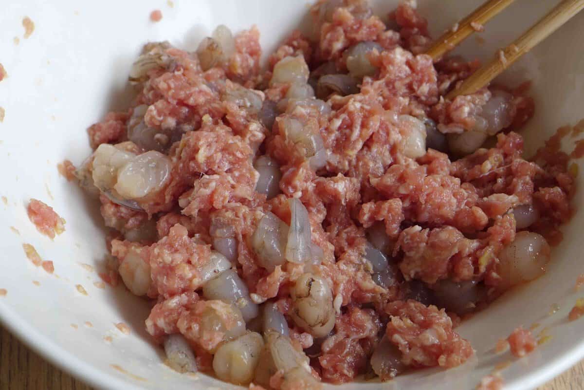 shrimp and pork filling for wontons.