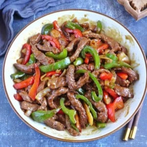 pepper steak in a plate.
