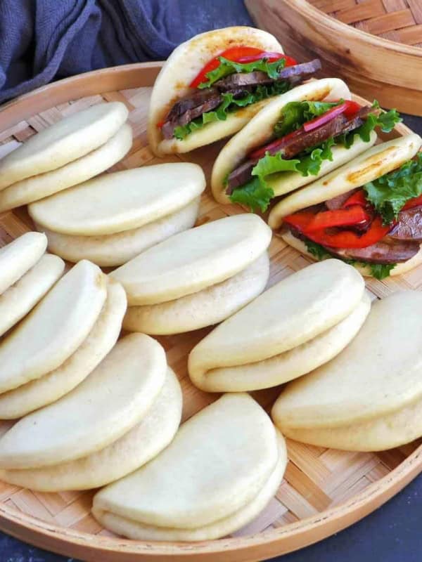 plain bao buns and some with fillings.