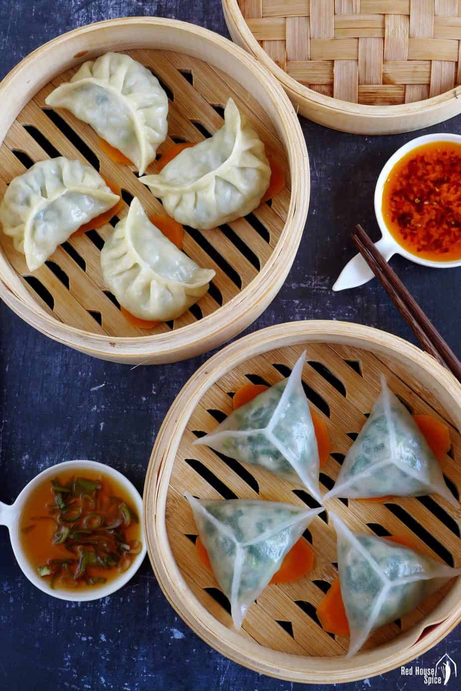 Four regular steamed dumplings and four crystal dumplings